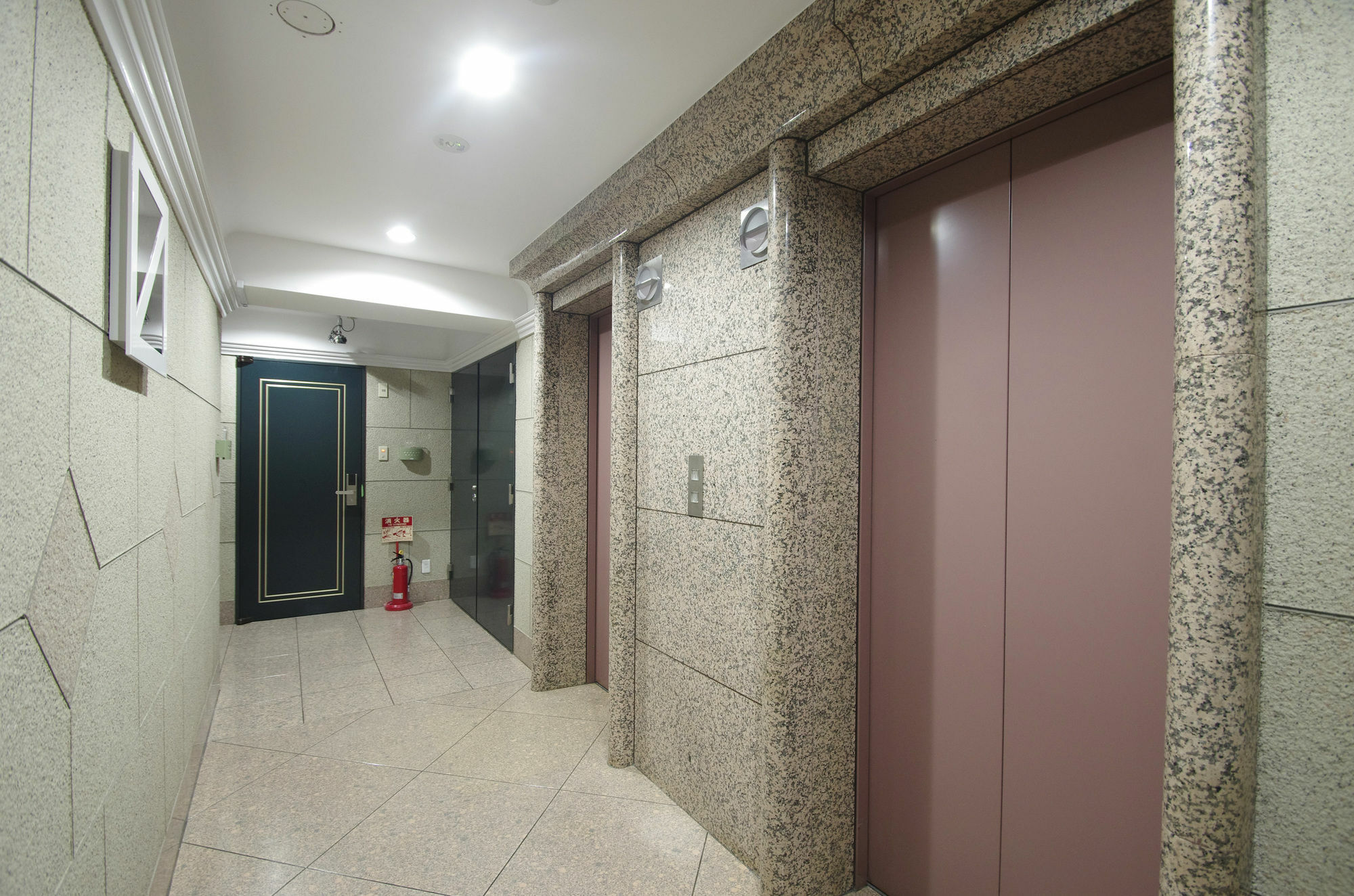Hotel Imalle Yokohama Isezakicho Экстерьер фото